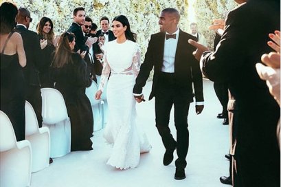 Kanye and Kim share an exclusive picture on Instagram from their Italian wedding.