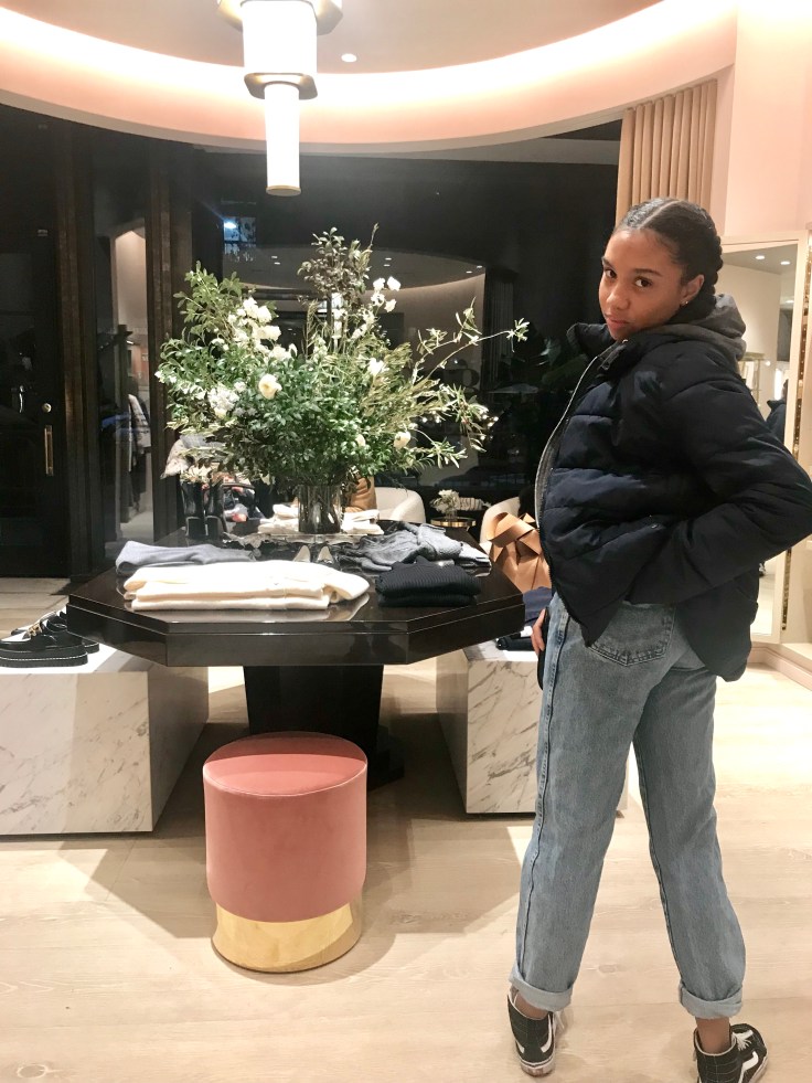 91636855-B0A7-47D0-913F-96B538F4E58B