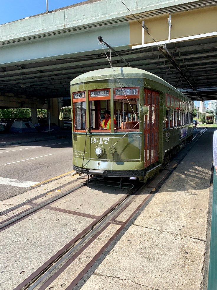 F9A9F7BF-90CA-4D3E-9D23-6893B48F4503